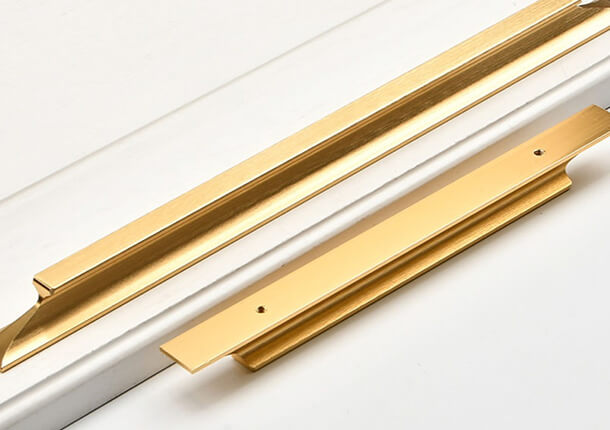 Industrial Aluminum Cabinet Handle - Raw Metal Finish for Warehouse-Style Kitchens