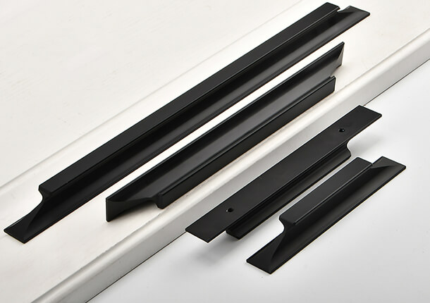 Contemporary Aluminum Drawer Pull - Sleek Profile for Urban Loft Aesthetics