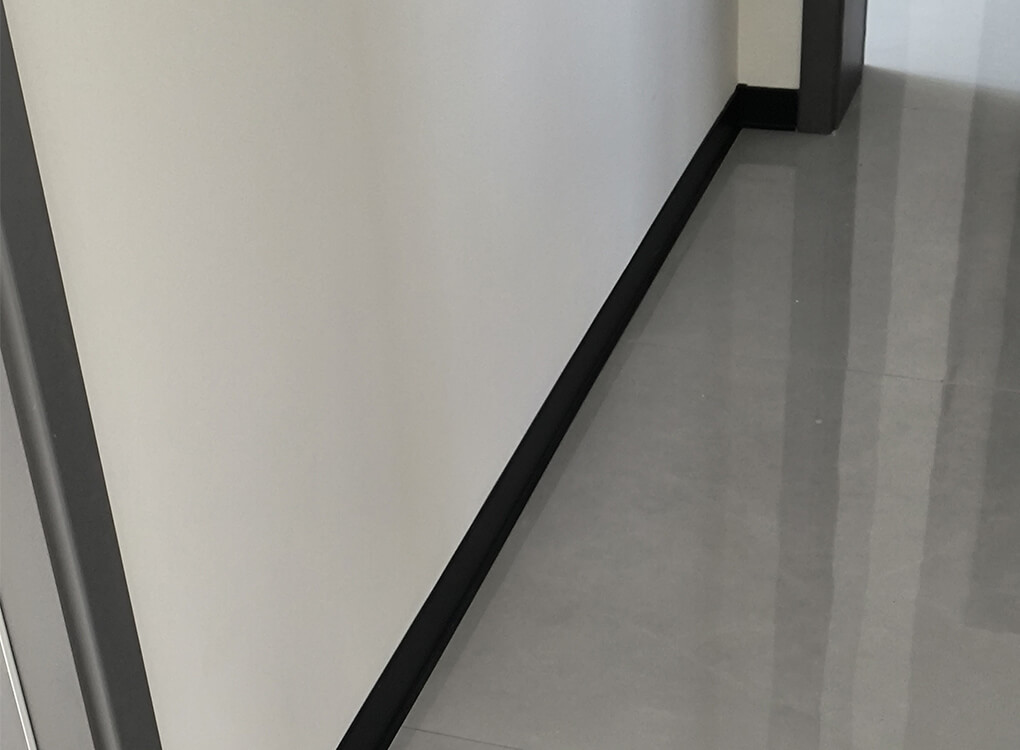 professional grade aluminum baseboard